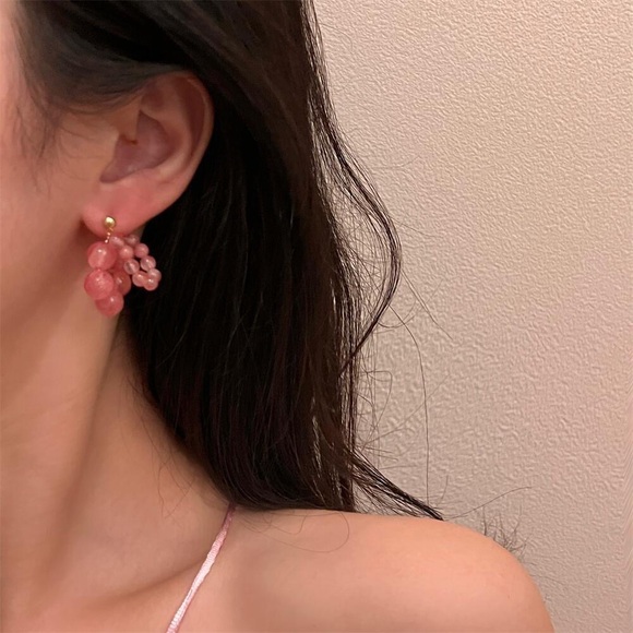 Elegant Vintage Purple Beaded Earrings - Picture 6 of 6